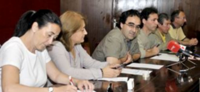 Representantes de algunas de las entidades que forman parte de la Plataforma por la Escuela Pública. / Alberto Benavente.