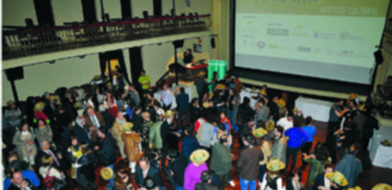 Uno de los acontecimientos de más respaldo social fueron los ‘aperitivos culturales’ con los que se maridó cultura y gastronomía. / Alberto Benavente