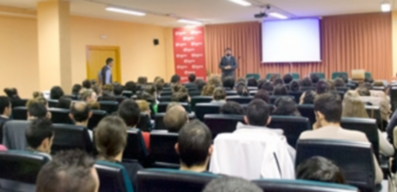 Una de las reuniones formativas celebradas por la Ventanilla Única Empresarial. / El Adelantado