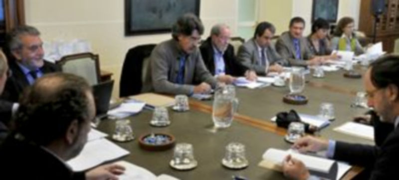 Un momento de la reunión del jurado