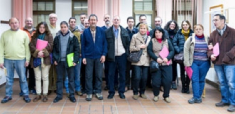 Responsables de alojamientos rurales de la provincia en la asamblea. / Diego Conte