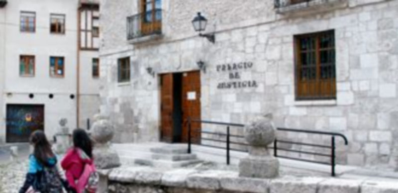 La mujer estuvo prestando declaración ayer en el Juzgado de Instrucción de Cuéllar. / Gabriel Gómez