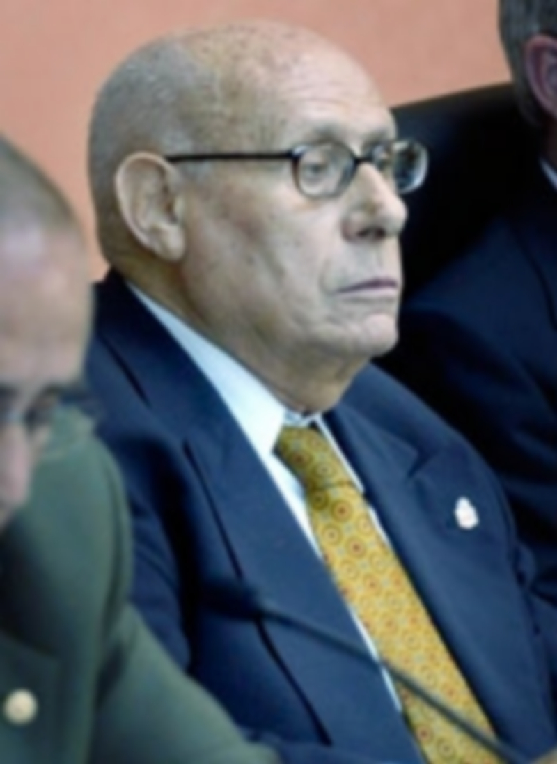 Imagen de archivo del historiador Manuel González Herrero. / Kamarero