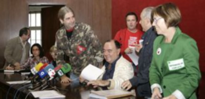 Responsables de sindicatos y colectivos