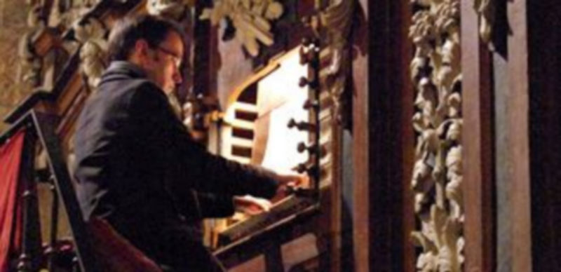 Un momento de la actuación del recital de órgano que abrió el clclo de San Millán. / Sandra Morán