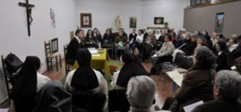 Un momento de la sesión inagural de los cursos celebrada ayer en la residencia María Reparadora./ Juan Martín