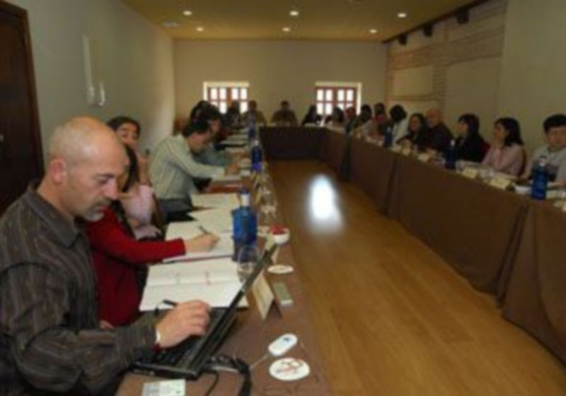 Un momento de la asamblea en el hotel San Antonio el Real. /FERNANDO PEÑALOSA