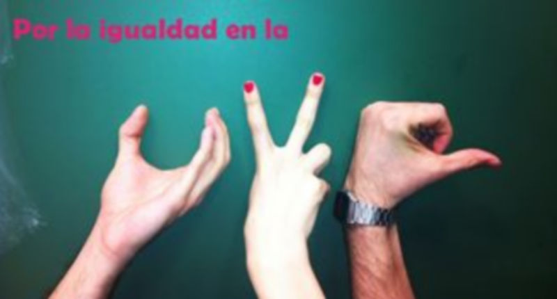 El jurado ha valorado la fuerza expresiva y simbólica de la fotografía"Las Manos de la UVa" de Estíbaliz Perea Irala. / E. P. I.