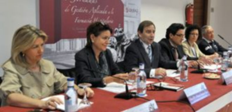 Presentación en La Granja de las V Jornadas de Gestión Aplicada a la Farmacia Hospitalaria. / Alberto Benavente