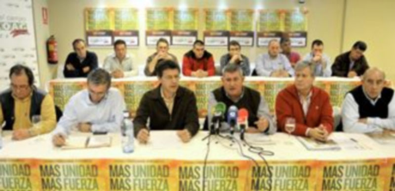 Los representantes de la organización presentaron ayer su candidatura con los dirigentes nacionales de Upa y Coag./ A. B.