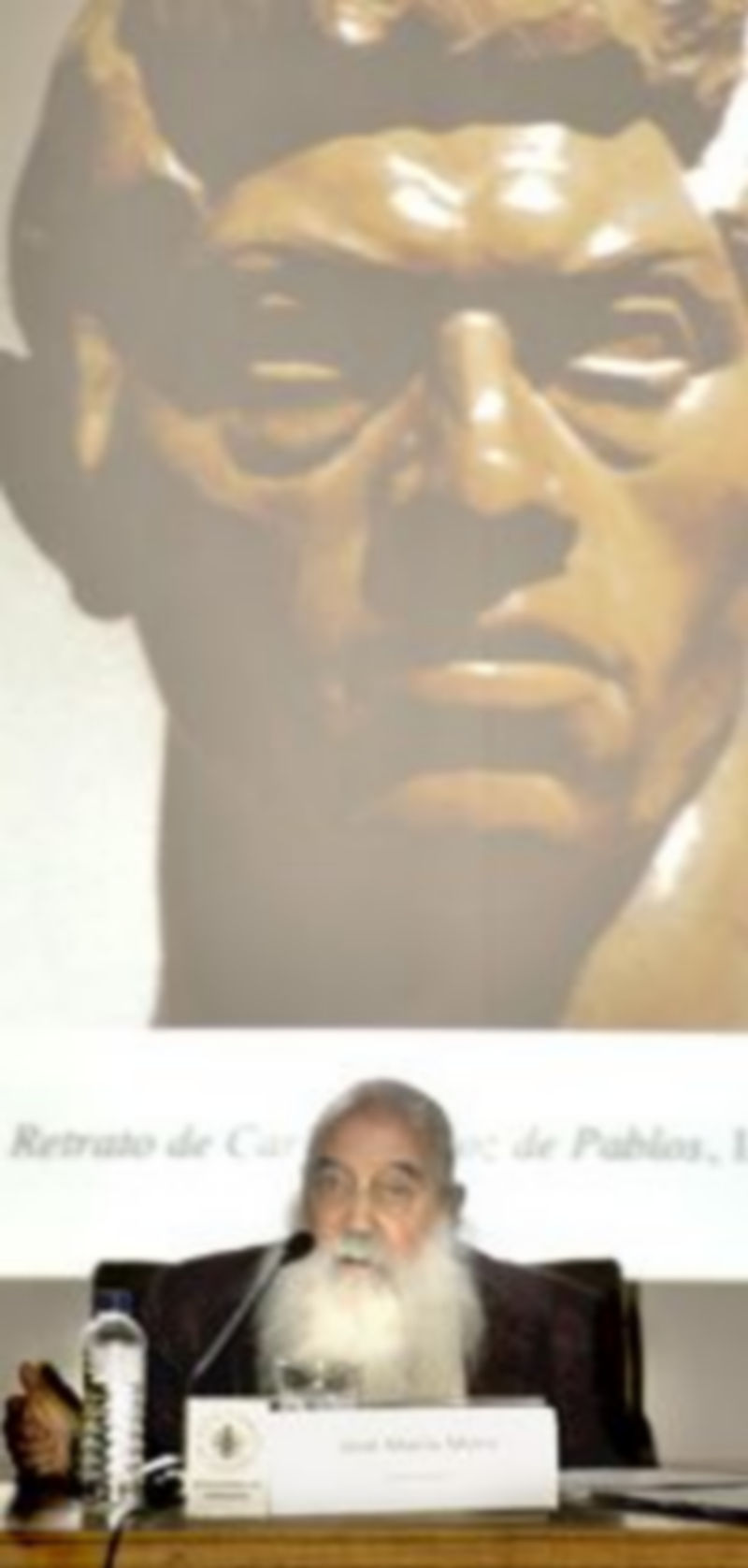 El artista José María Moro durante su intervención. / Alberto Benavente.