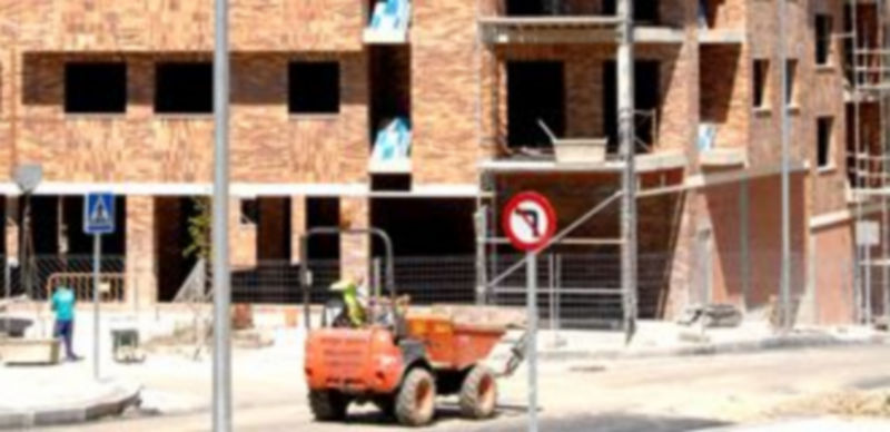 El sector de empresas auxiliares de la construcción está viviendo de lleno la crisis desde hace años. / Alberto Benavente