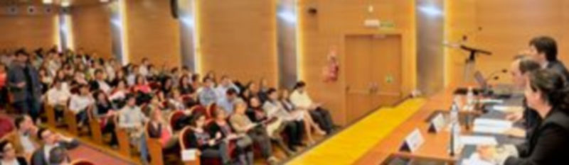 La jornada informativa se desarrolló en la Sala Caja Segovia de la capital. / kamarero