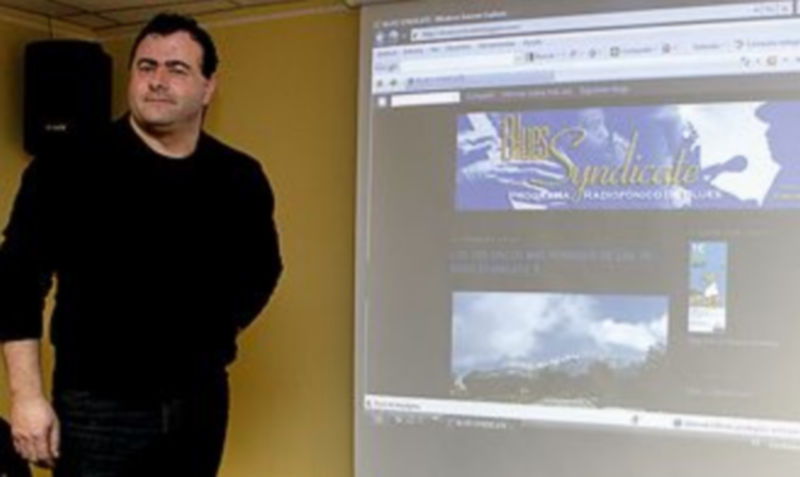 El mes pasado el invitado fue el productor radiofónico Carlos Díez. / C. GARCÍA-ALIENDE