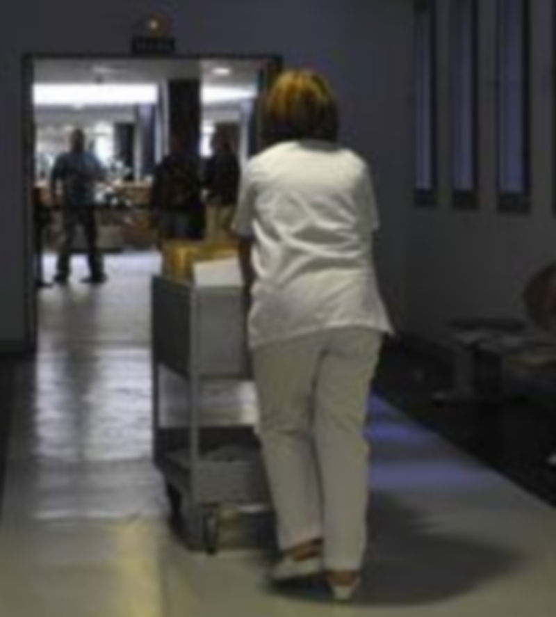 La Dirección de Enfermería organiza la actividad de 700 trabajadores./JUAN MARTÍN