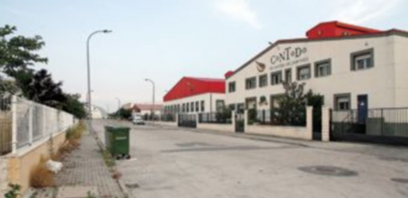 La empresa Contodo S.L. ampliará sus instalaciones para el secado de jamones en el polígono de Cuéllar. / Gabriel Gómez