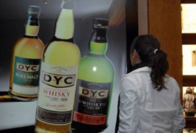 El embotellado del whisky Jim Beam aumentará la actividad de la empresa en torno a un 25 por ciento. / Juan Martín