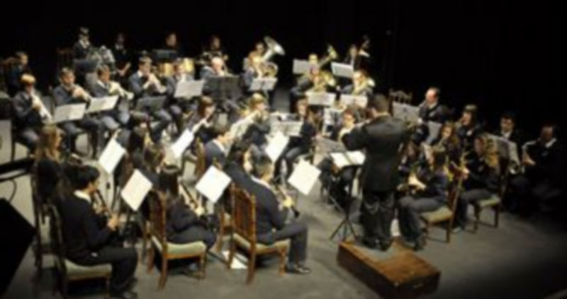 Un momento de la actuación de la Banda de Música de Coca