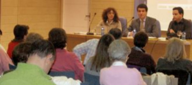 Un momento de la conferencia que se celebró en el CISS de La Albuera. / E. A.