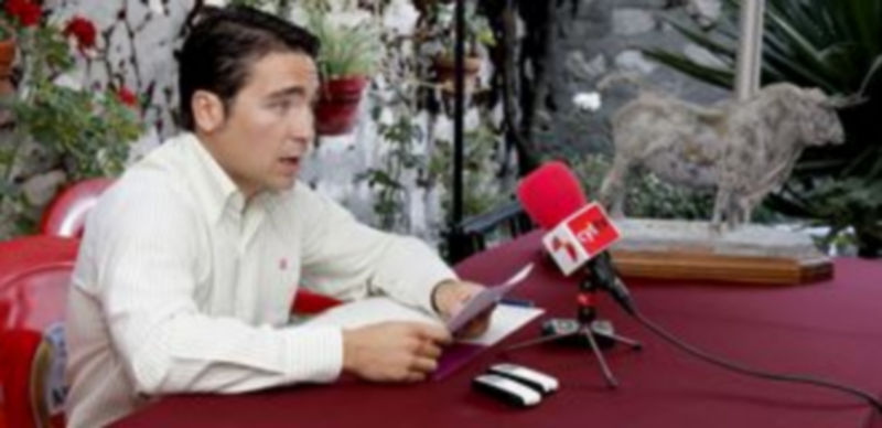 Javier Herrero explica su ausencia de la feria taurina de la villa en rueda de prensa. / El Adelantado