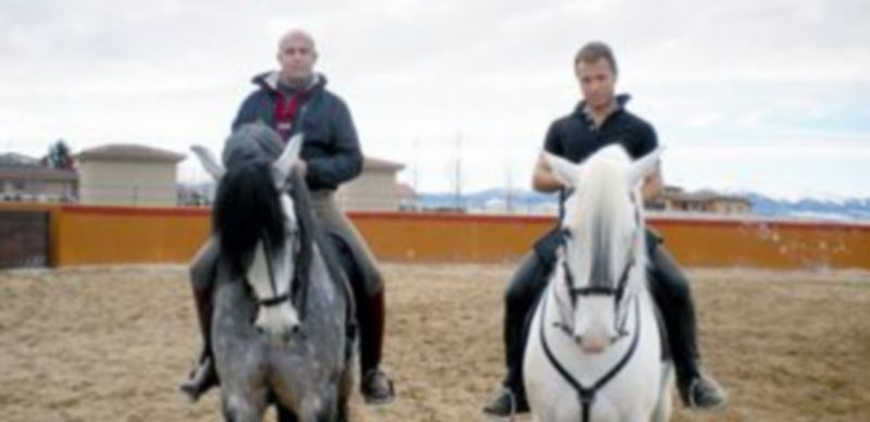 Pablo Martín de la Fuente junto a su tío César de la Fuente. / P. P.