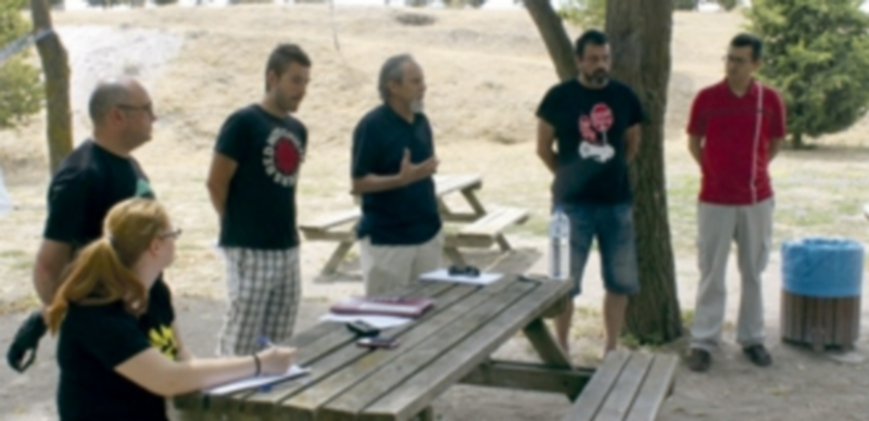 Miembros de Podemos en la presentación de la nueva fuerza política en Cuéllar./ Chantal Núñez