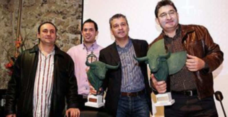 El vicepresidente y el presidente de la Asociación