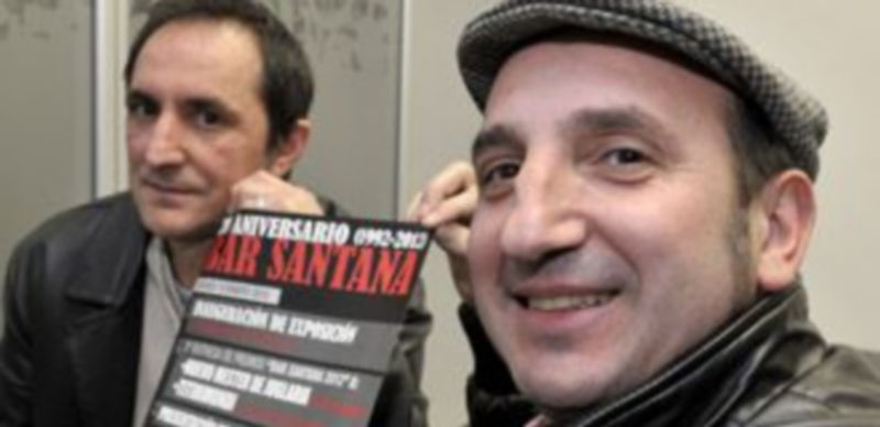 Jose y Kike Santana celebrarán hoy y mañana con todos los segovianos el veinte aniversario de su bar. / Alberto Benavente