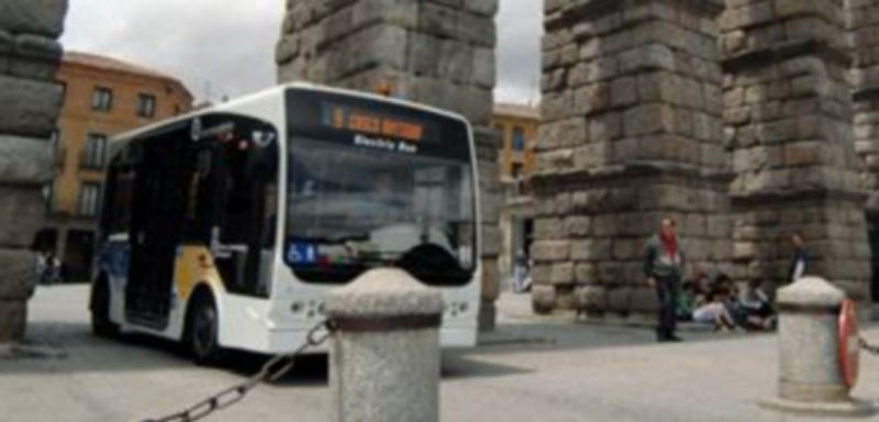 El microbús eléctrico que presta servicio al casco antiguo