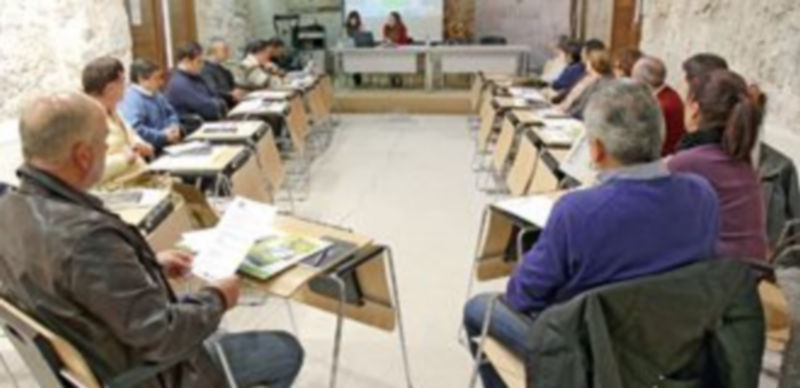 El palacio de Pedro I acogerá el desarrollo de estas dos jornadas dirigidas a emprendedores y empresarios. / Gabriel Gómez