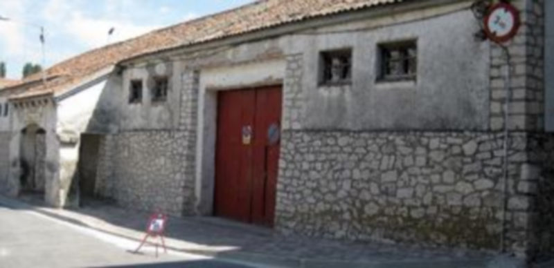 El Centro de Alimentos se ubicará en un espacio lateral de la Plaza de Toros  en la calle Calvario./ Nuria Pascual