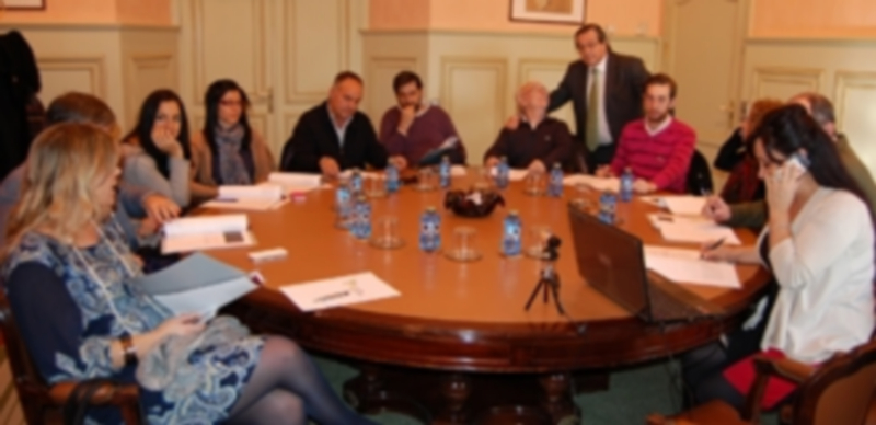 Encuentro de la Junta Directiva celebrado en la sala de comisiones de la Diputación de Segovia. / El Adelantado