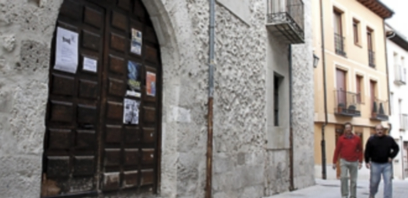 Los cursos tendrán lugar en la Casa Joven Carchena. / Gabriel Gómez