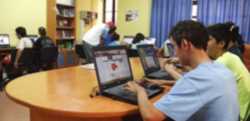 Un grupo de jóvenes