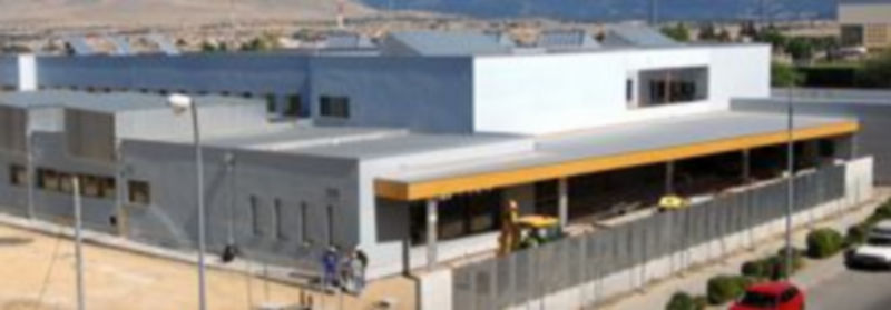 Imagen exterior del nuevo centro específico de Formación Profesional que la Consejería de Educación está construyendo en el barrio de Nueva Segovia. / ALBERTO BENAVENTE