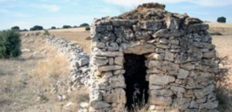 Las ‘casillas’ son rústicas construcciones de piedra donde se resguardaban los pastores de las inclemencias del tiempo. / E. A.