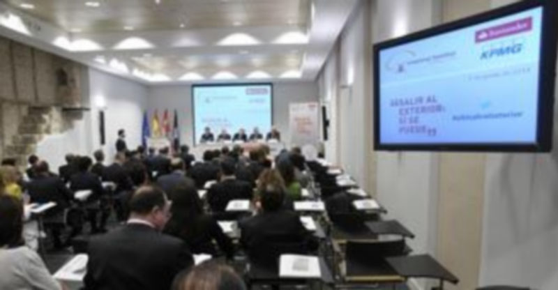 El seminario sobre internalización organizado por Empresa Familiar Castilla y León se celebró en IE Universidad. / J. Martín