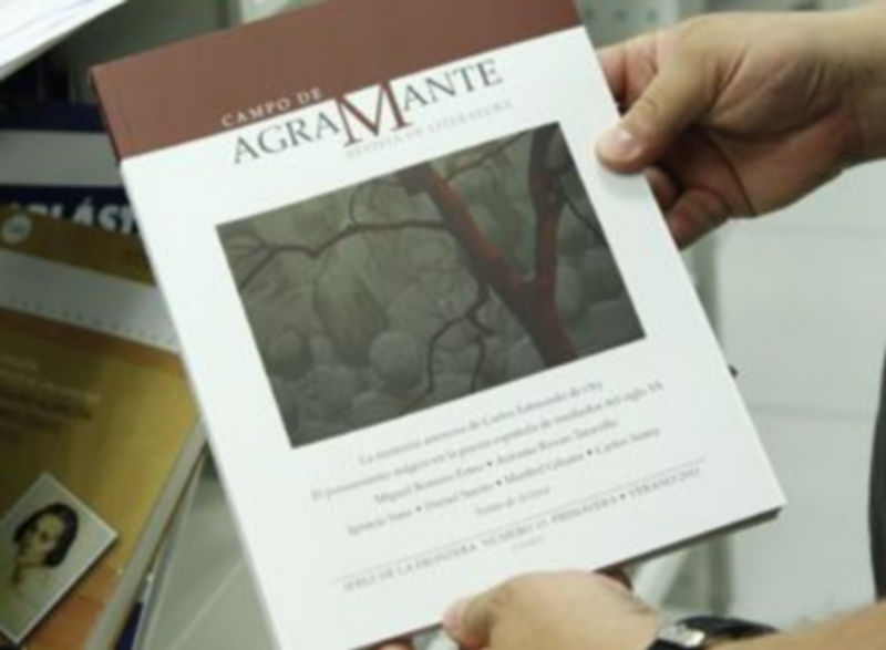 Portada del último número de la revista Campo de Agramante. / Diego de Miguel