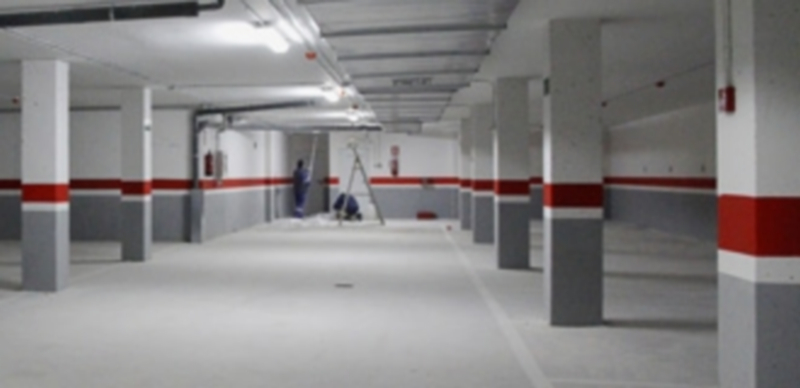 Interior del aparcamiento del área de Niñas Huérfanas./ Gabriel Gómez