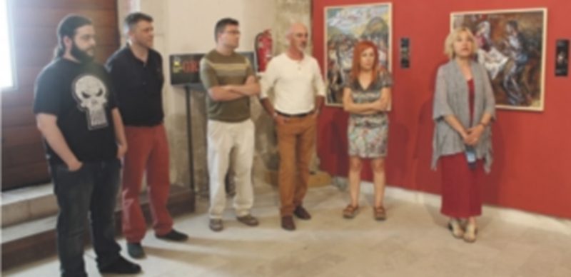 La reinterpretación de ‘La muerte del Conde de Orgaz’ se expone en una de las salas de exposición de los anexos de San Francisco. / Chantal Núñez