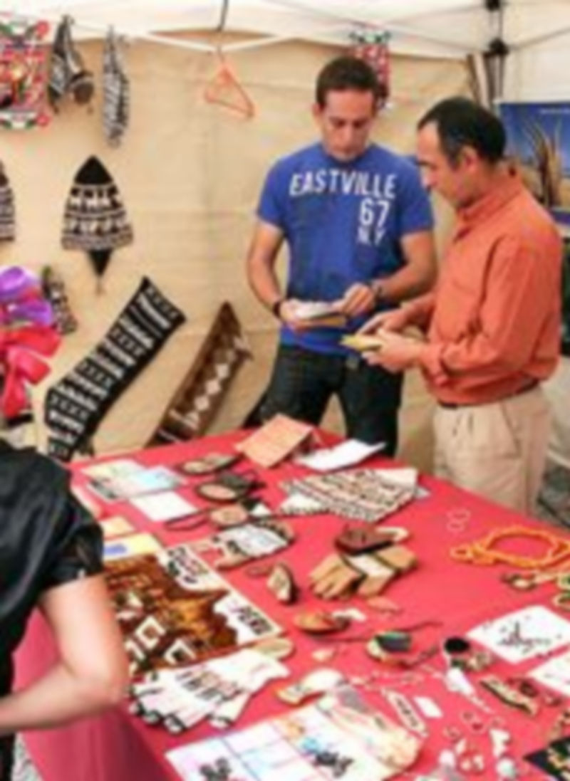 Coprodeli expone y venden San Francisco artesanía Andina. / Gabriel Gómez