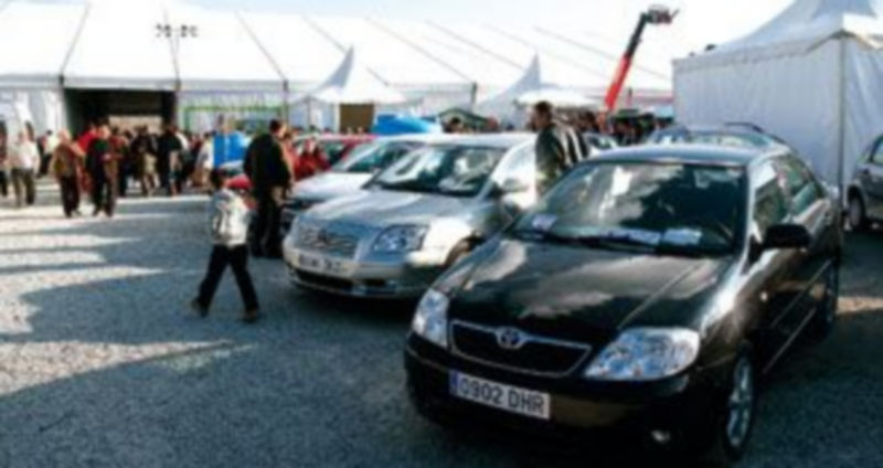 La carpa que se licita se destinará a la Feria Comarcal y del Mueble de abril. /G.G.