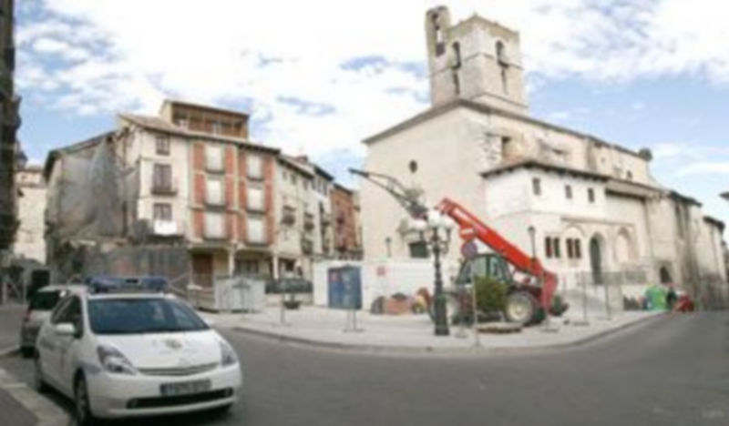 El arreglo de los soportales y la reconstrucción de un edificio demolido completarán la recuperación./Gabriel Gómez