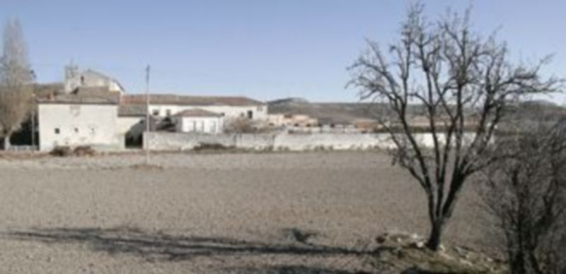 Parcela donde se pretende ubicar el nuevo Centro de Salud de la villa./ Gabriel Gómez