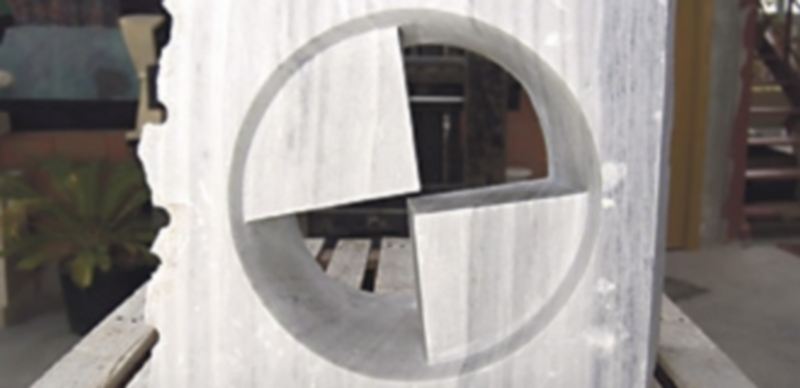 Algunas de las piezas de su colección “Geometría de lo existencial”. / Alberto García Gutiérrez