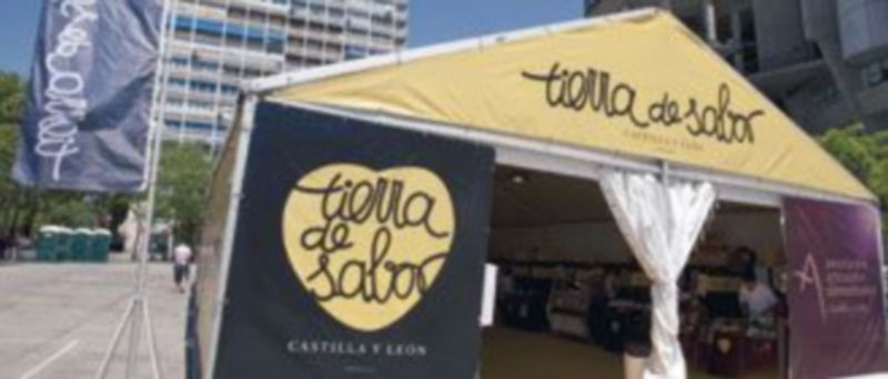Una veintena de artesanos ofrecieron una selección agroalimentaria de Castilla y León en Madrid