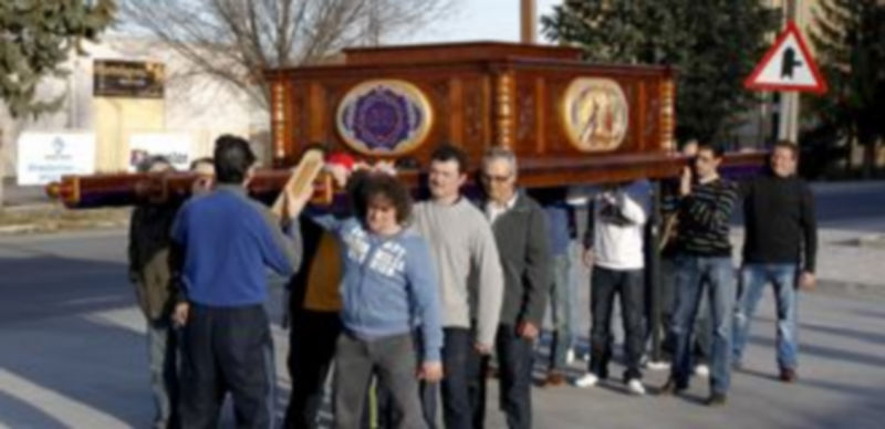 El domingo se bendecirá el nuevo trono para portar la imagen. / Gabriel Gómez