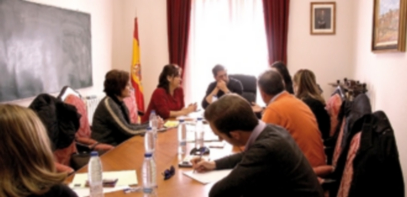 ‘No te pases siete pueblos’ presenta una nueva iniciativa turística 1 Reunió de la asociación con la participación de la concejala de Turismo de Cuéllar