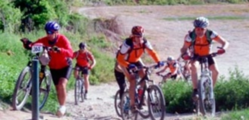 Miembros del club en una de sus marchas anteriores. / E.A.