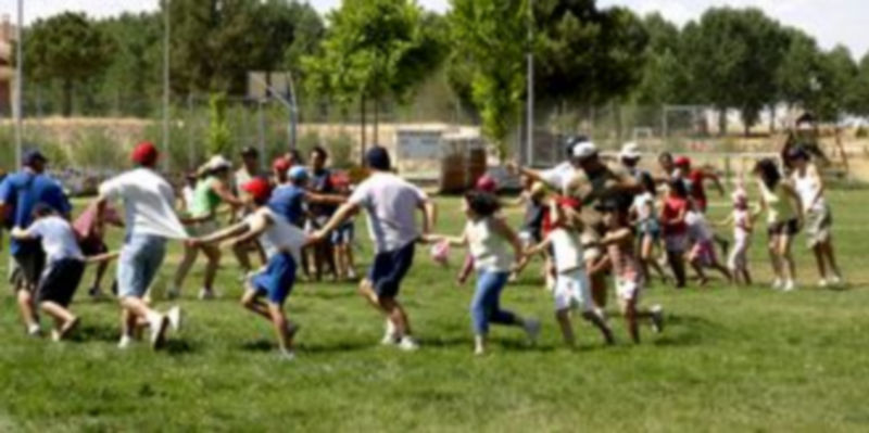 Una de las divertidas actividades grupales organizadas durante el encuentro infantil en Sebúlcor. / EL ADELANTADO